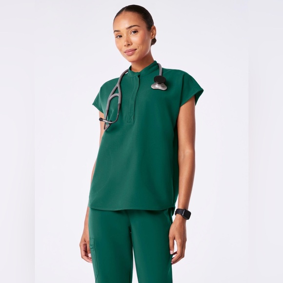 FIGS Rafaela Oversized Scrub Top - XS - Picture 1 of 6